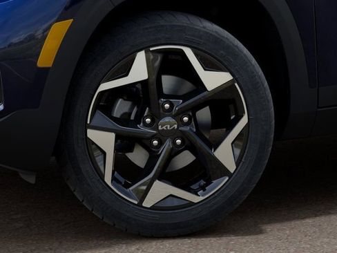 New 2026 Kia Seltos EX FWD image 9
