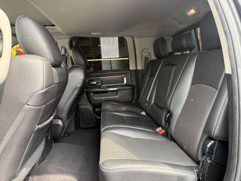 Used 2016 RAM 2500 Laramie AWD/4WD image 19