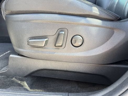 Certified 2022 Hyundai Palisade SEL w/ 8P Bench Seat Package FWD image 12