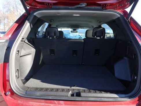 Used 2018 Chevrolet Equinox Premier image 10