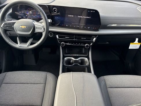 New 2026 Chevrolet Traverse LT w/ Driver Confidence Package image 12