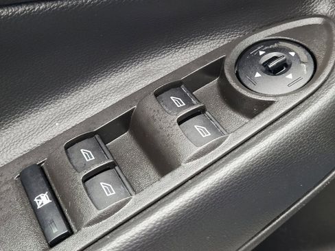 Used 2018 Ford Escape SEL image 27