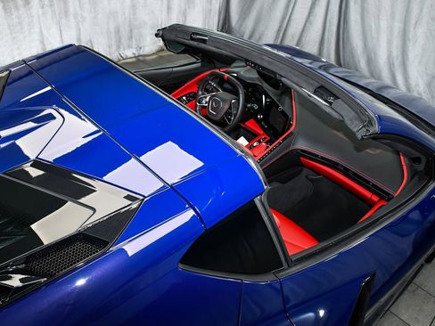 Used 2025 Chevrolet Corvette Stingray Premium Cpe w/ Stealth Interior Trim Package RWD image 79