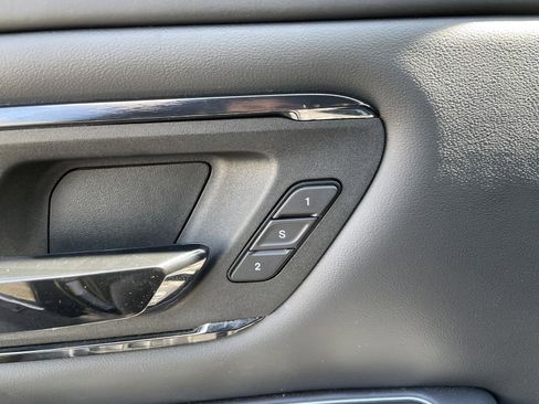 Certified 2022 RAM 1500 Limited image 32