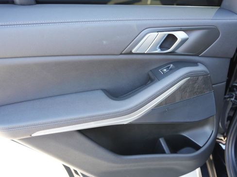 Used 2021 BMW X5 xDrive40i w/ Convenience Package image 21