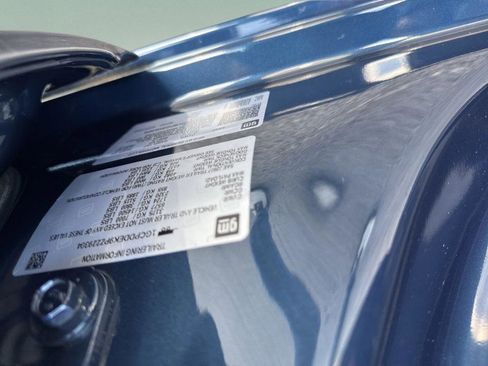 Used 2023 Chevrolet Silverado 1500 LT image 22