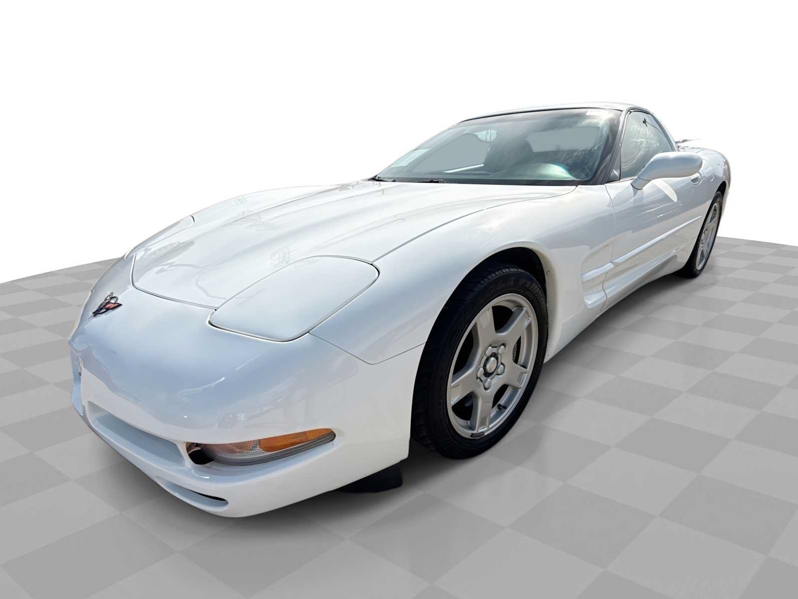 Used 1998 Chevrolet Corvette Coupe w/ Memory Pkg RWD image 1
