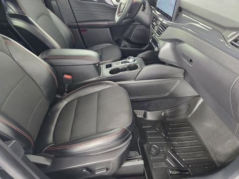 Used 2023 Ford Escape ST-Line Elite image 16