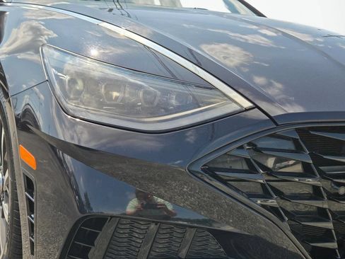 Certified 2023 Hyundai Sonata Limited FWD image 2