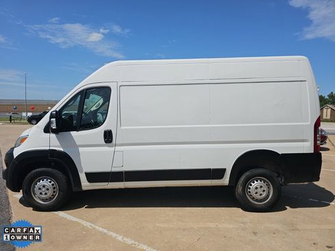 Used 2025 RAM ProMaster 2500 w/ Convenience Group FWD image 7