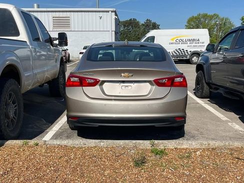 Used 2024 Chevrolet Malibu LT image 4