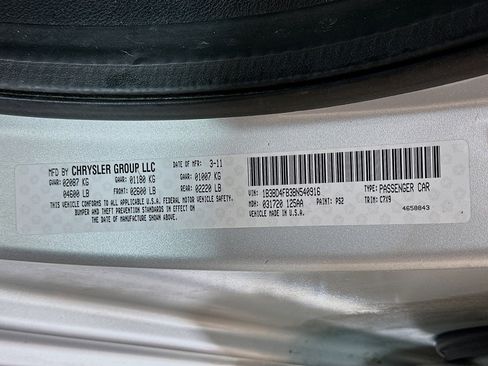 Used 2011 Dodge Avenger Express image 28