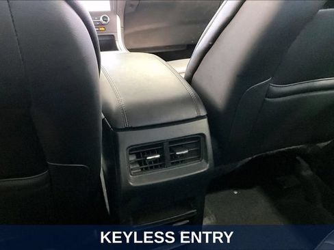 Used 2024 Ford Edge SEL w/ Convenience Package AWD/4WD image 13