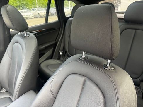 Used 2017 BMW X1 xDrive28i AWD/4WD image 9