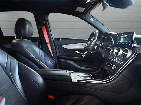 Used 2021 Mercedes-Benz GLC 43 AMG 4MATIC w/ Multimedia Package image 31