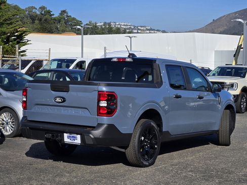 New 2025 Ford Maverick XLT w/ XLT Luxury Package image 4