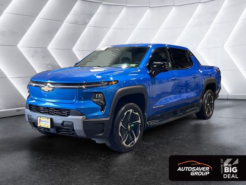 Used 2026 Chevrolet Silverado EV LT AWD/4WD image 1