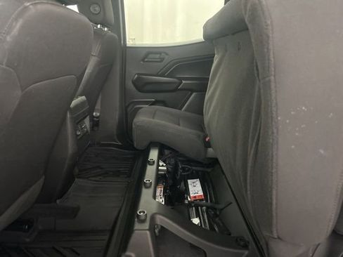 Used 2023 Chevrolet Colorado Trail Boss w/ Technology Package image 23