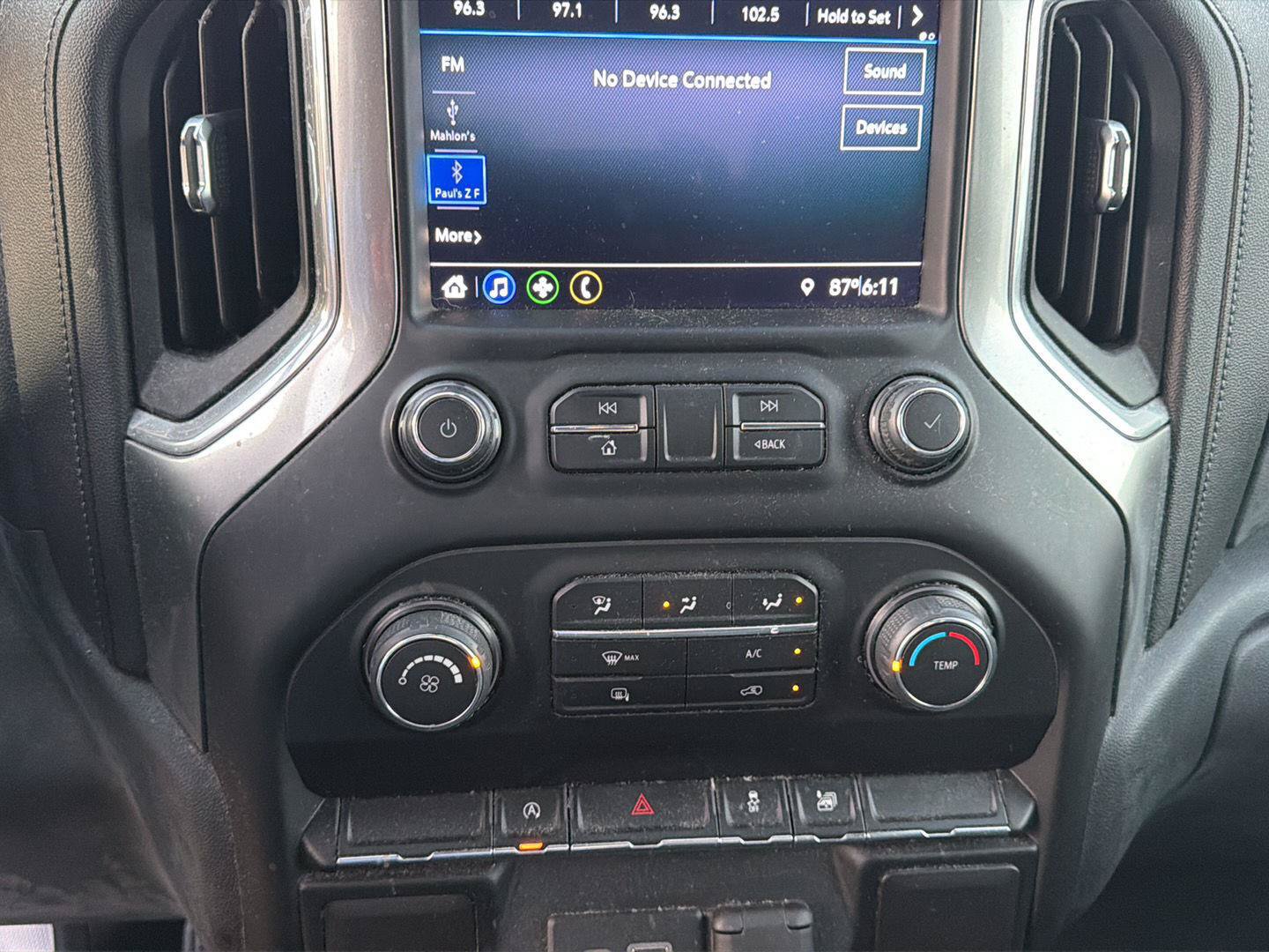 Used 2020 Chevrolet Silverado 1500 LT w/ Trailering Package AWD/4WD image 9