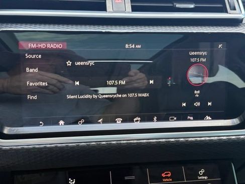 Used 2020 Land Rover Range Rover Velar S AWD/4WD image 2