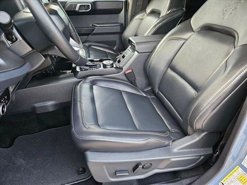 New 2025 Ford Bronco Badlands AWD/4WD image 4