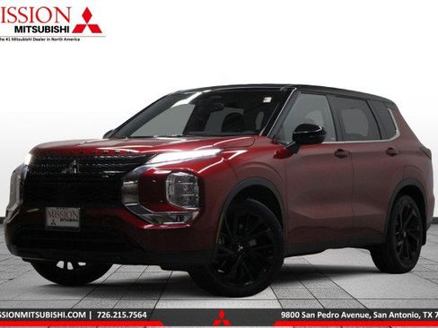 Used 2023 Mitsubishi Outlander SEL image 1