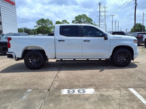 Used 2025 Chevrolet Silverado 1500 Custom RWD image 27