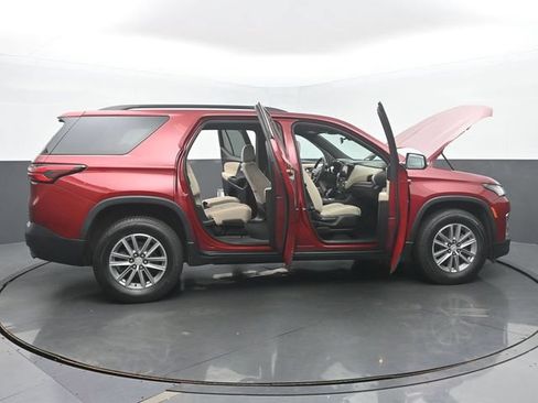 Used 2022 Chevrolet Traverse LT AWD/4WD image 56