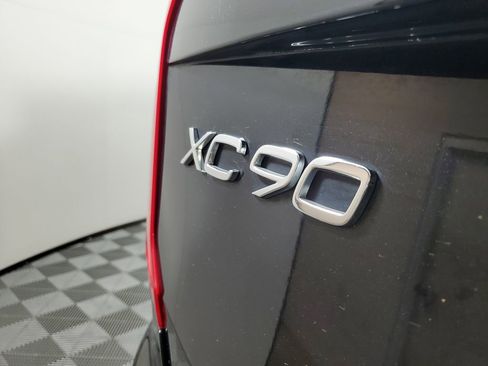 Certified 2023 Volvo XC90 B5 Core w/ Climate Package AWD/4WD image 10