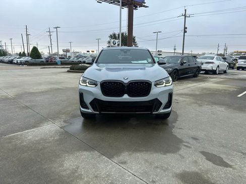 Used 2023 BMW X4 xDrive30i w/ M Sport Package image 2