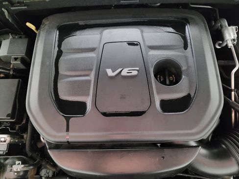 Used 2017 Jeep Grand Cherokee Limited image 30