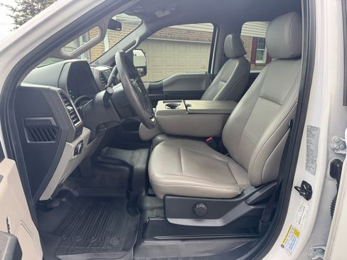 Used 2022 Ford F350 XL w/ Power Equipment Group image 10