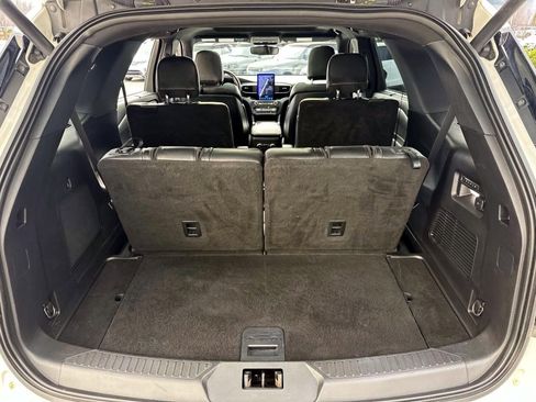 Used 2020 Ford Explorer ST w/ ST High-Performance Pack AWD/4WD image 9