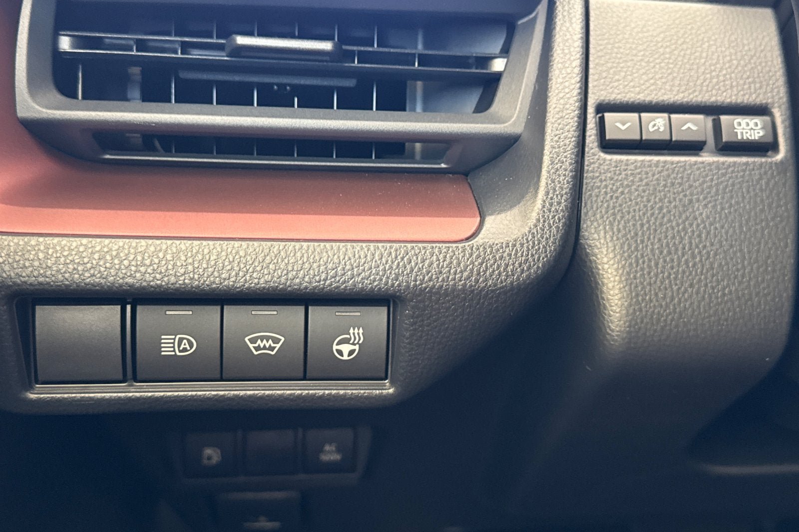 New 2027 Toyota Prius Plug-In Hybrid FWD image 28
