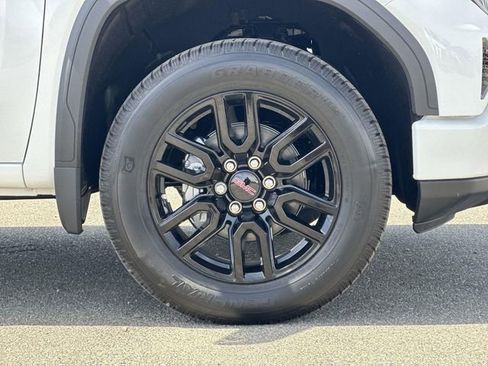 New 2026 GMC Sierra 1500 Elevation AWD/4WD image 30