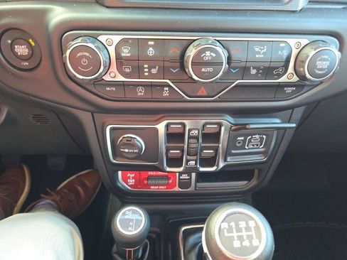 Used 2023 Jeep Gladiator Mojave w/ LED Lighting Group image 24