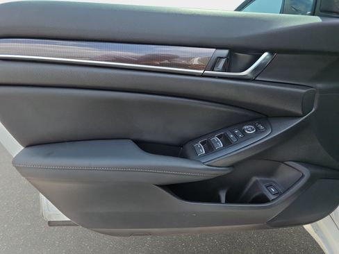 Used 2022 Honda Accord Sport image 27