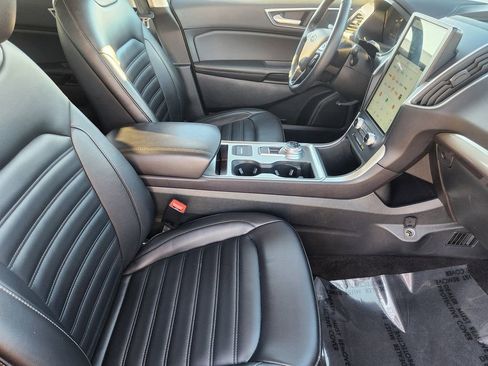 Used 2024 Ford Edge SEL image 15