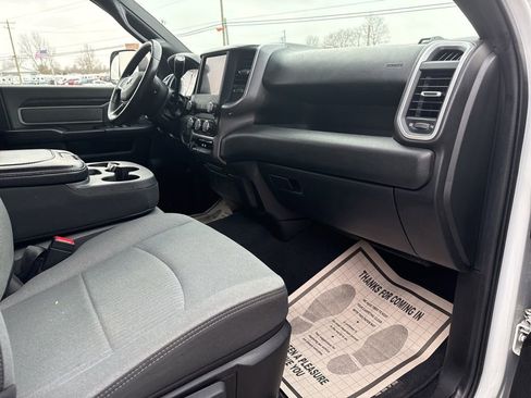 Used 2022 RAM 3500 Big Horn image 36