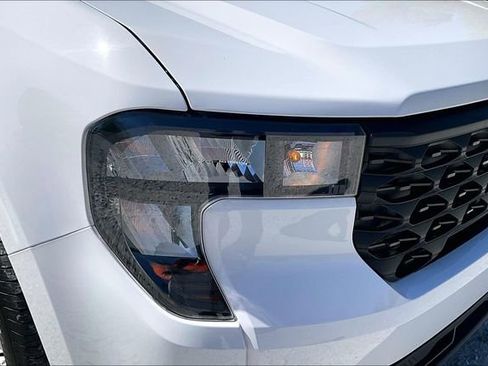 Used 2025 Ford Maverick XL w/ Equipment Group 102A AWD/4WD image 28