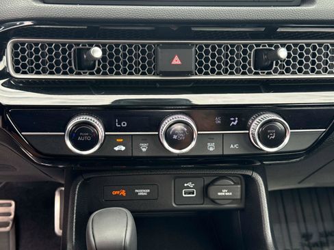 Certified 2024 Honda Civic Sport image 22