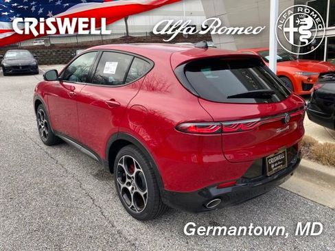 New 2024 Alfa Romeo Tonale Veloce image 7