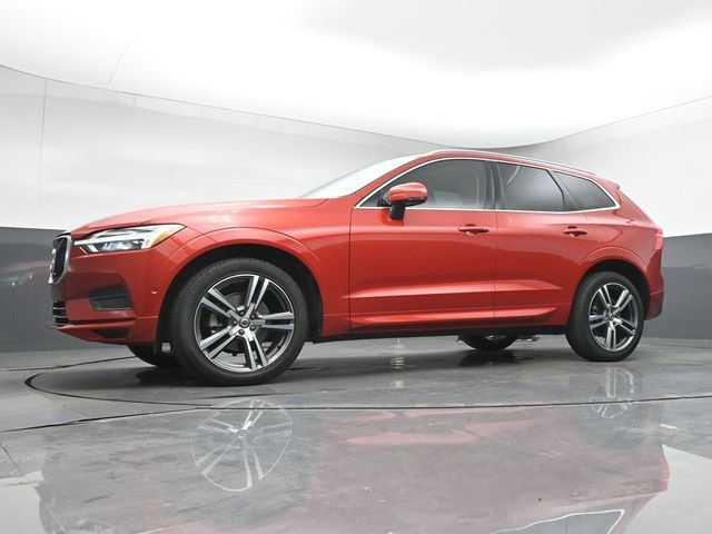 Used 2019 Volvo XC60 T5 Momentum w/ Multimedia Package FWD image 13