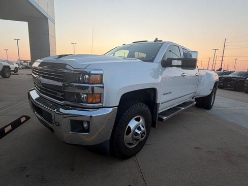 Used 2018 Chevrolet Silverado 3500 LTZ w/ Duramax Plus Package AWD/4WD image 5