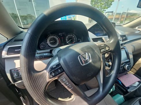 Used 2016 Honda Odyssey EX image 8