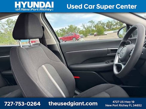 Used 2023 Hyundai Sonata SEL FWD image 7