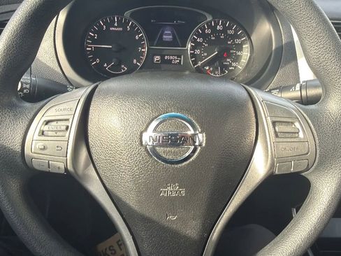 Used 2015 Nissan Altima 2.5 S w/ Power Driver Seat Package image 19