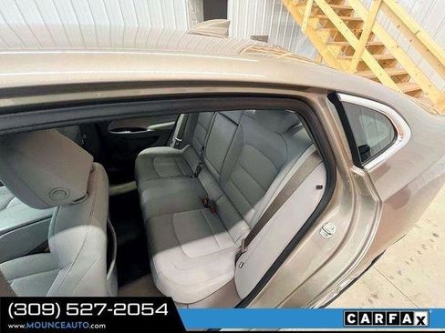 Used 2022 Chevrolet Malibu LT image 11