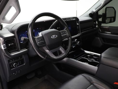 Used 2023 Ford F250 Lariat w/ Lariat Ultimate Package AWD/4WD image 21