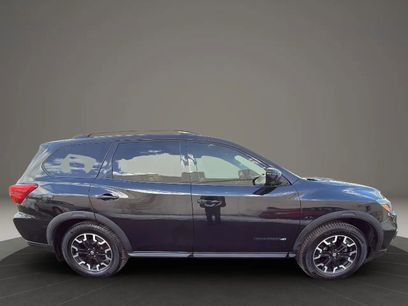 Used 2020 Nissan Pathfinder SL